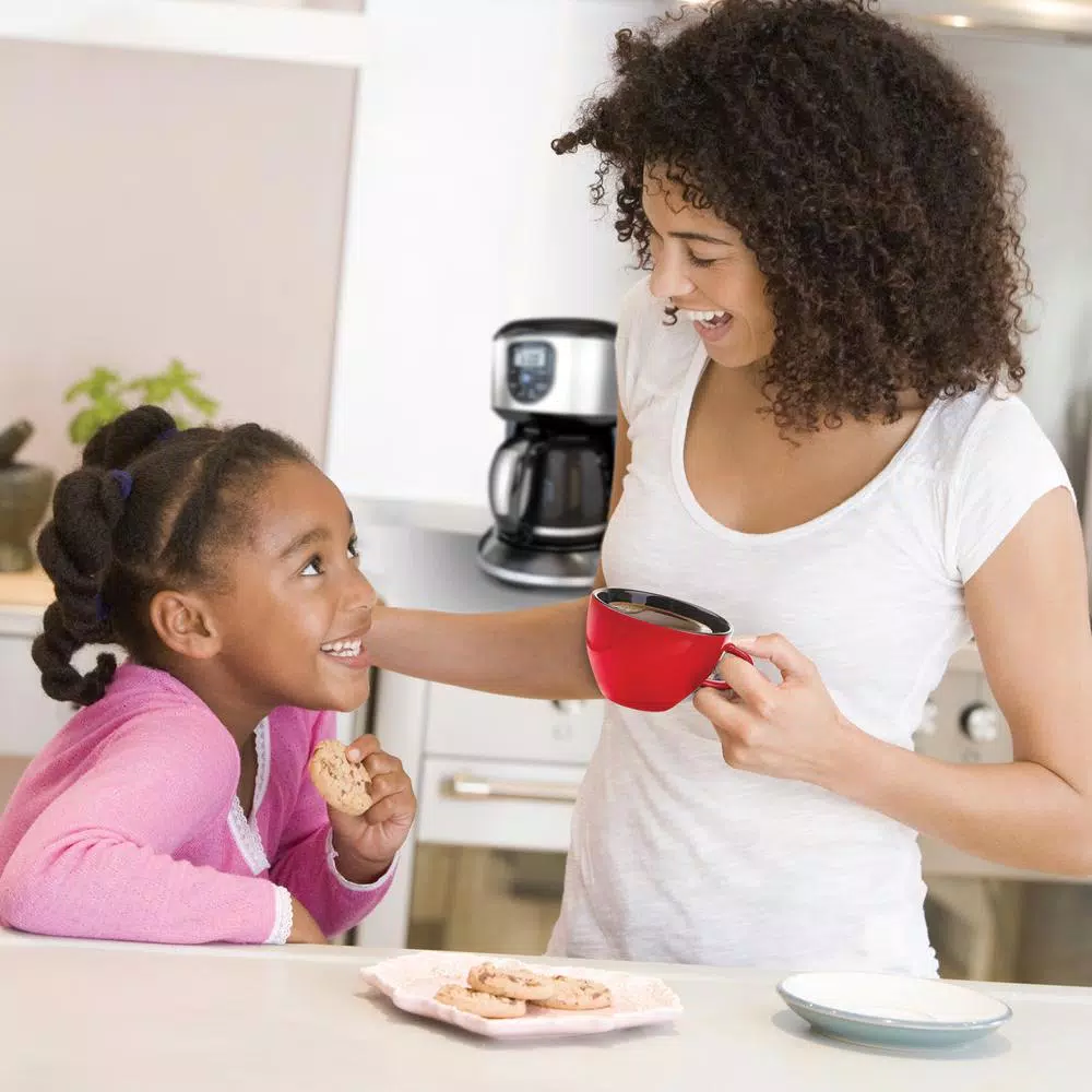 Coffee Makers BLACK+DECKER 12-Cup Programmable Coffeemaker In Stainless Steel - Image 6